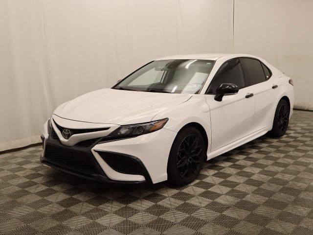 Used 2022 Toyota Camry SE FWD image 11