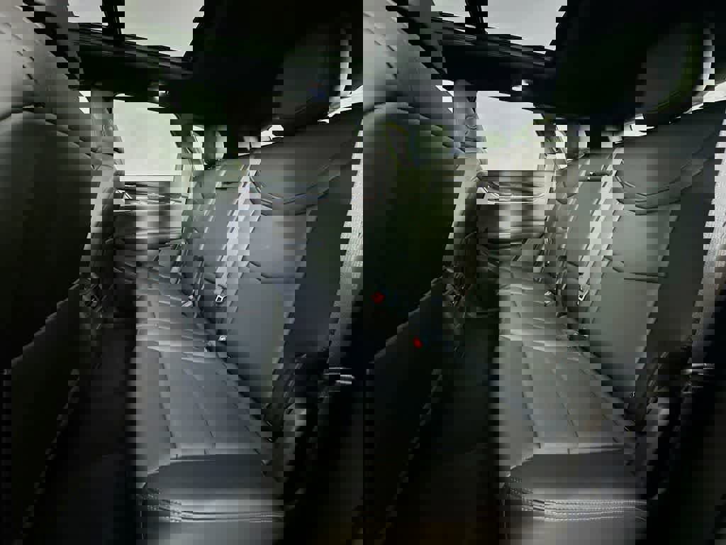 Used 2023 Cadillac XT5 Premium Luxury image 17