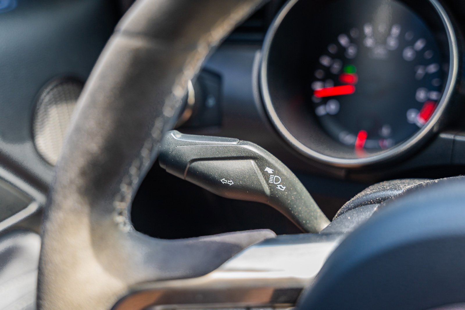 Certified 2020 Ford Mustang Shelby GT350 w/ Technology Package image 31