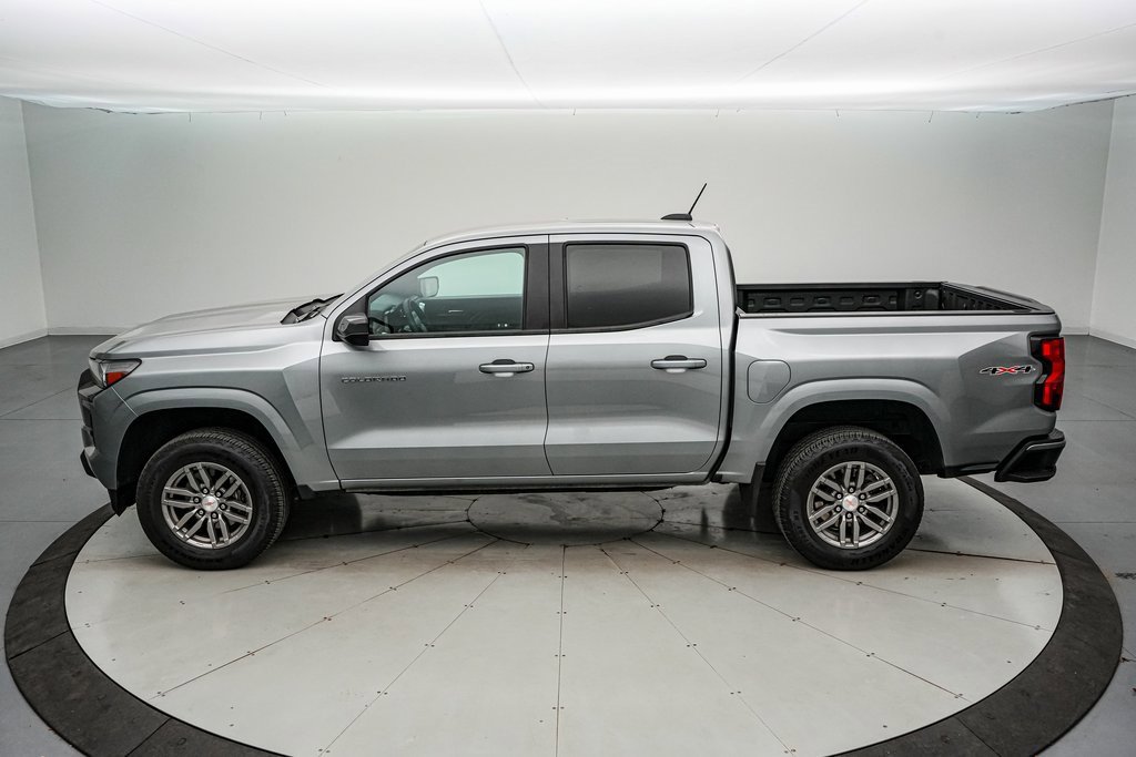 Used 2023 Chevrolet Colorado LT w/ LT Convenience Package II image 8
