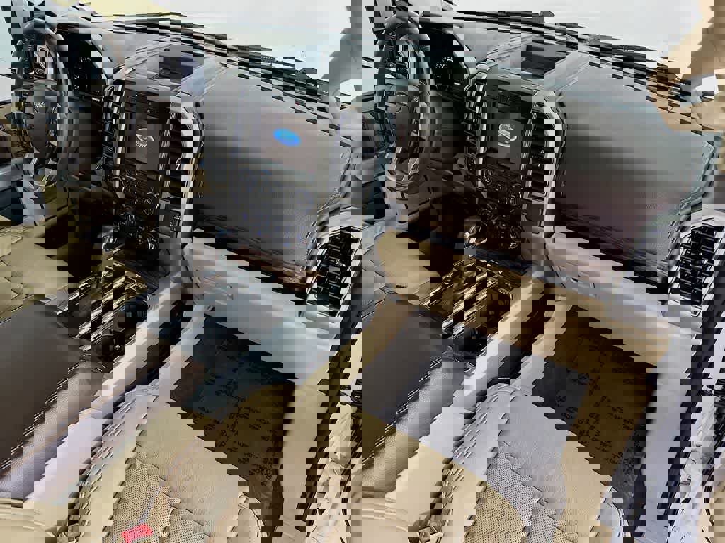 Certified 2019 Ford F150 Lariat image 33