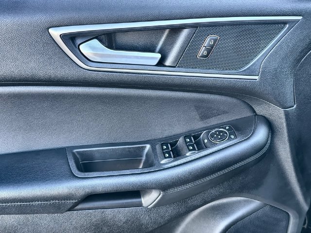 Certified 2024 Ford Edge SEL w/ Convenience Package AWD/4WD image 13