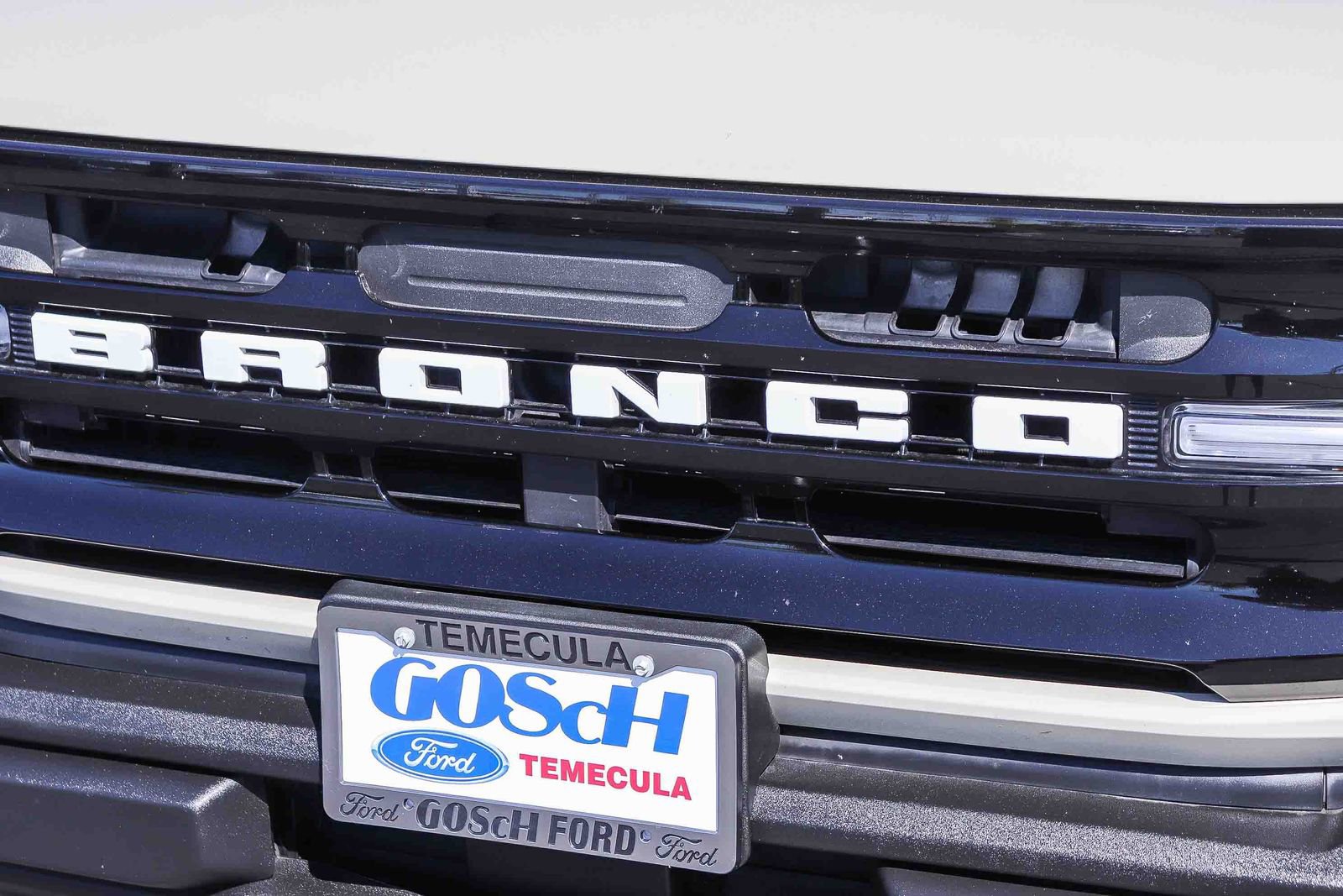 Certified 2025 Ford Bronco Outer Banks AWD/4WD image 11