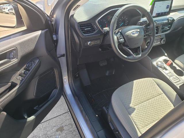 Certified 2022 Ford Escape SE w/ SE Sport Appearance Package image 10