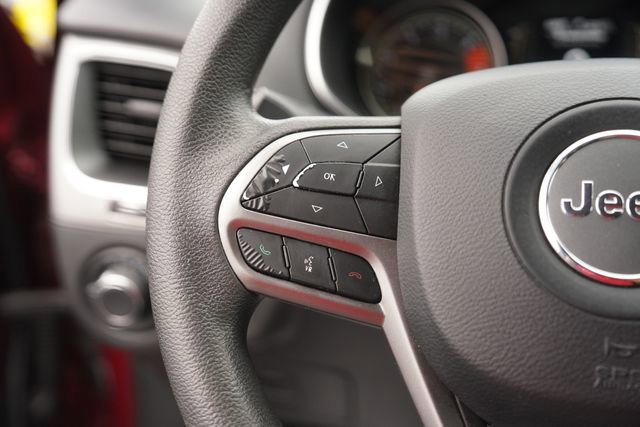 Used 2020 Jeep Cherokee Latitude FWD image 22