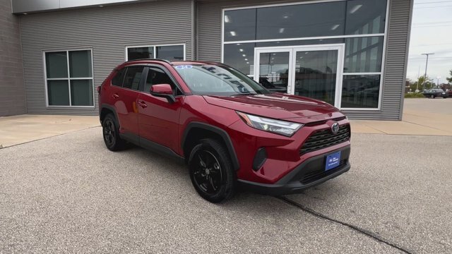 Used 2024 Toyota RAV4 XLE w/ Convenience Package AWD/4WD image 3