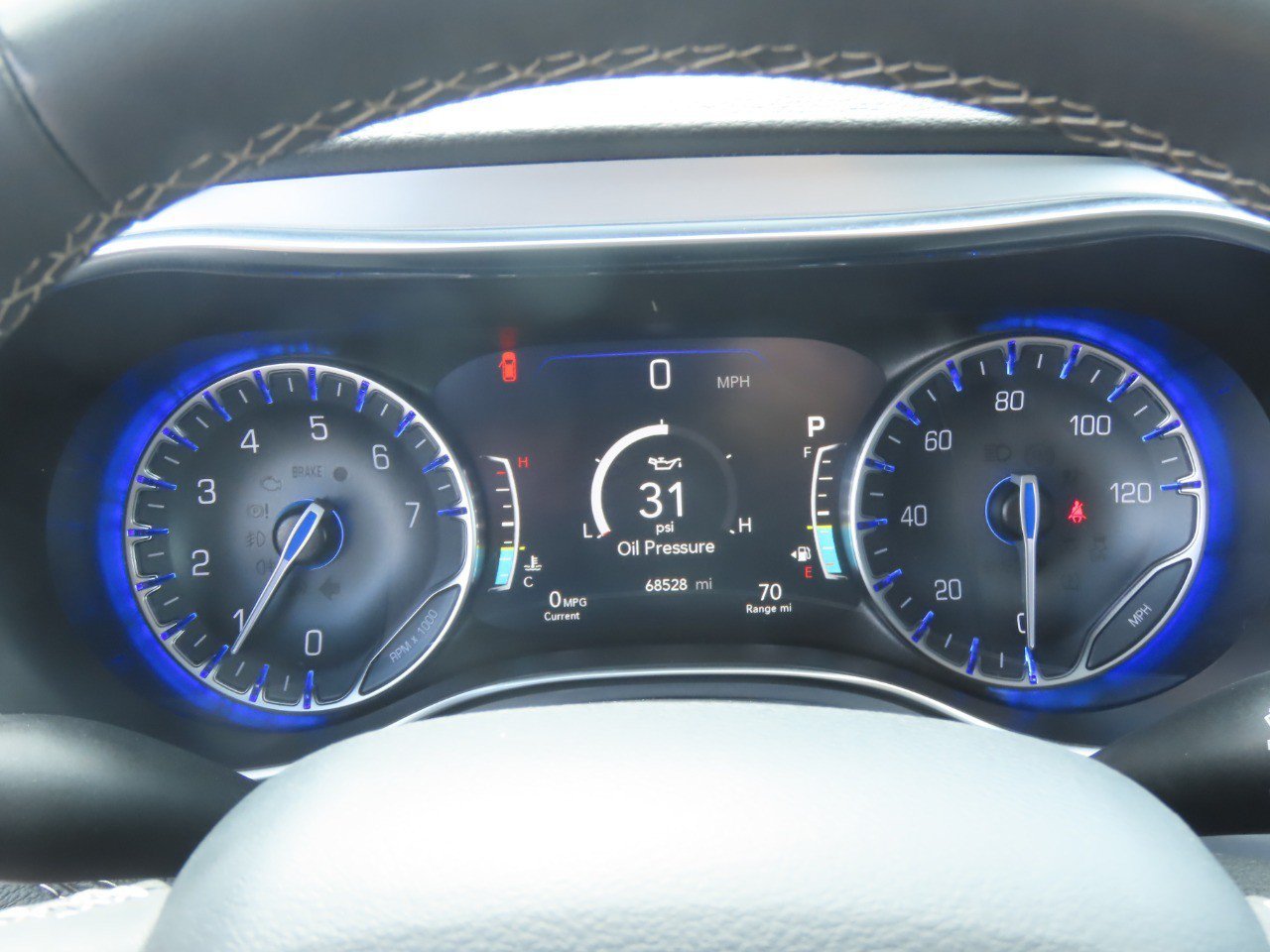 Used 2025 Chrysler Pacifica Limited FWD image 27