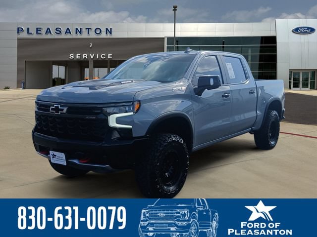 Used 2024 Chevrolet Silverado 1500 ZR2 w/ Technology Package AWD/4WD image 1