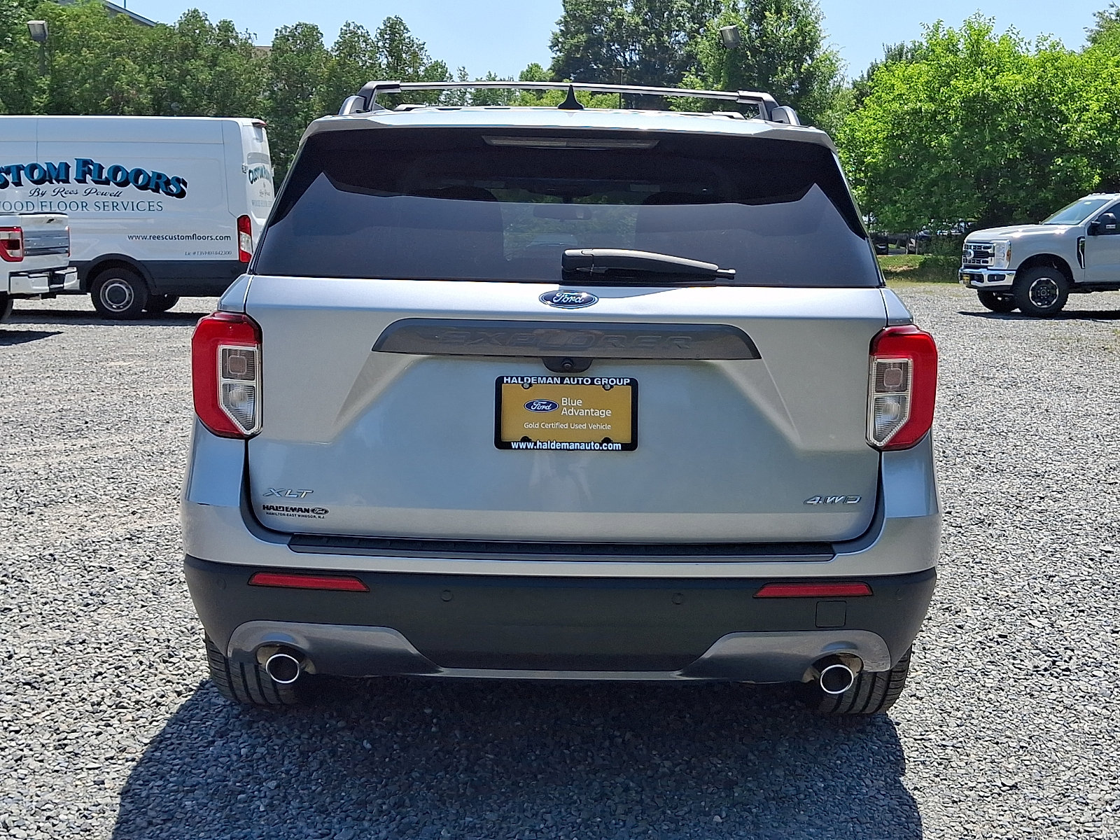Certified 2023 Ford Explorer XLT w/ Equipment Group 202A AWD/4WD image 6