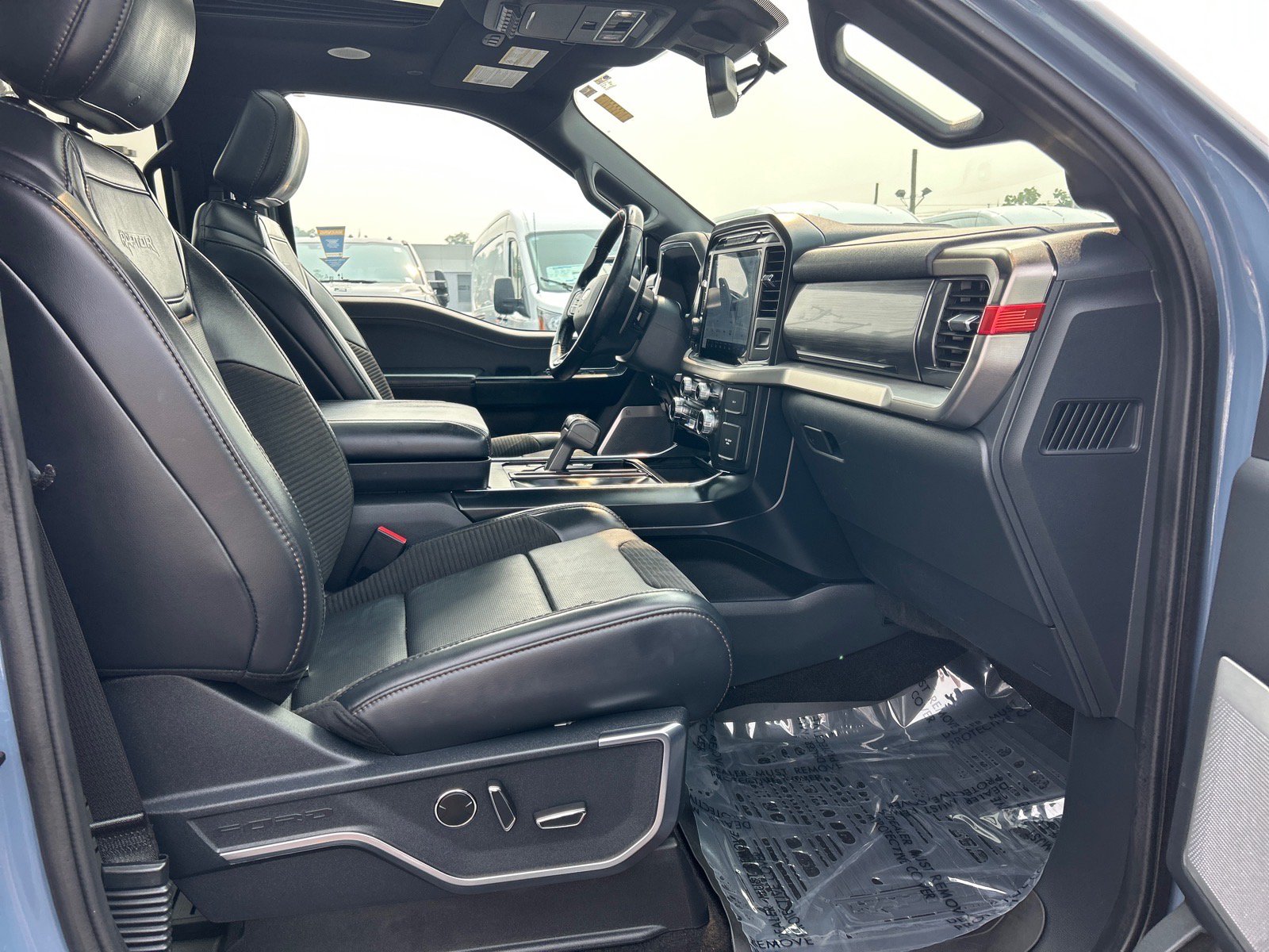 Certified 2023 Ford F150 Raptor w/ Raptor 37 Performance Package AWD/4WD image 18