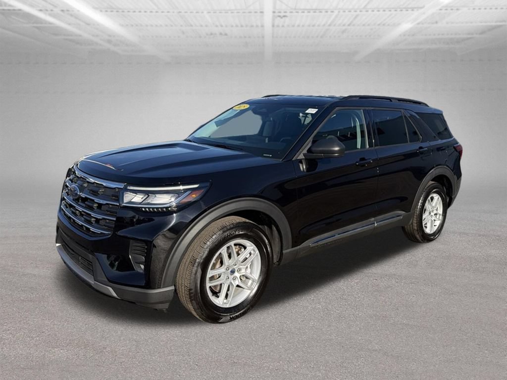 Certified 2025 Ford Explorer Active AWD/4WD image 4