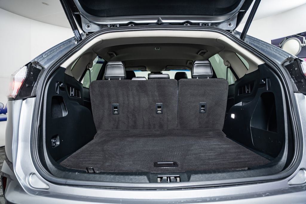 Certified 2020 Ford Edge SEL w/ Convenience Package image 10