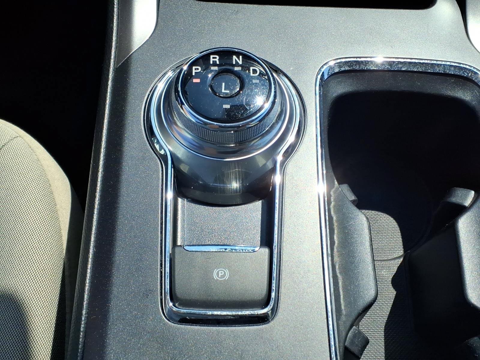 Certified 2020 Ford Fusion SE FWD image 22