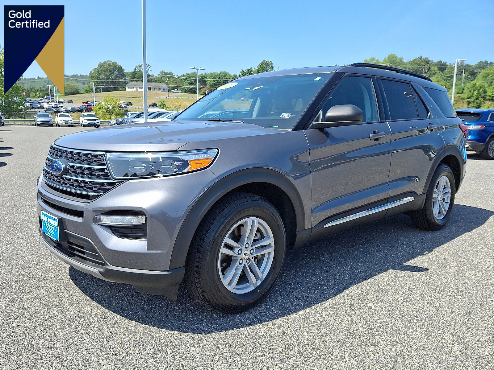 Certified 2022 Ford Explorer XLT w/ Equipment Group 202A image 1