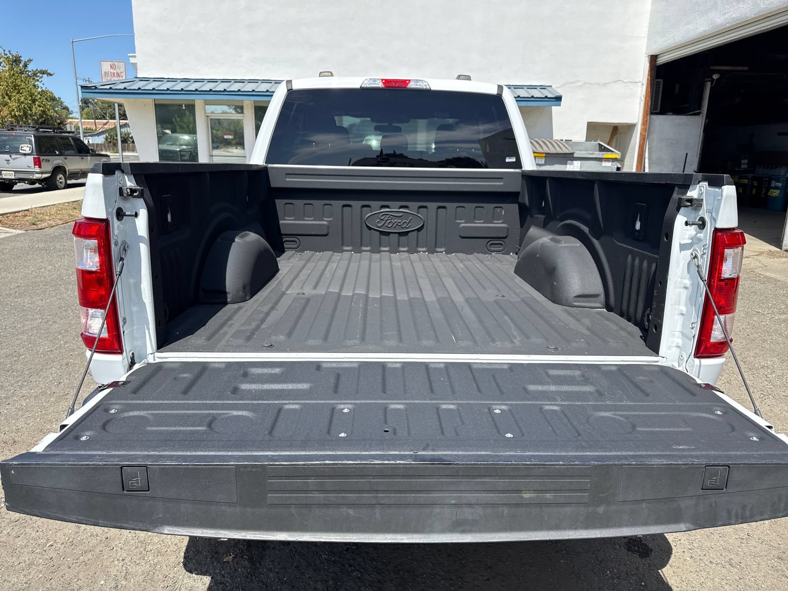 Certified 2022 Ford F150 XL w/ STX Appearance Package AWD/4WD image 23