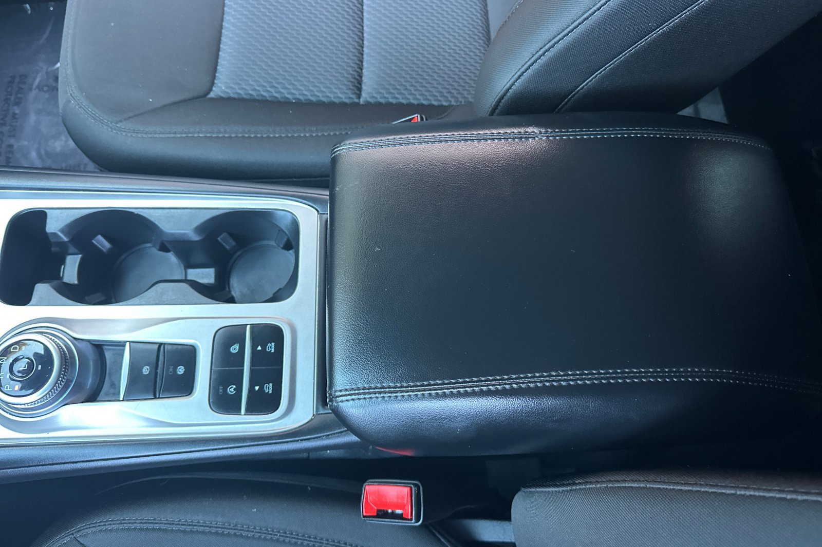 Certified 2023 Ford Explorer XLT RWD image 34