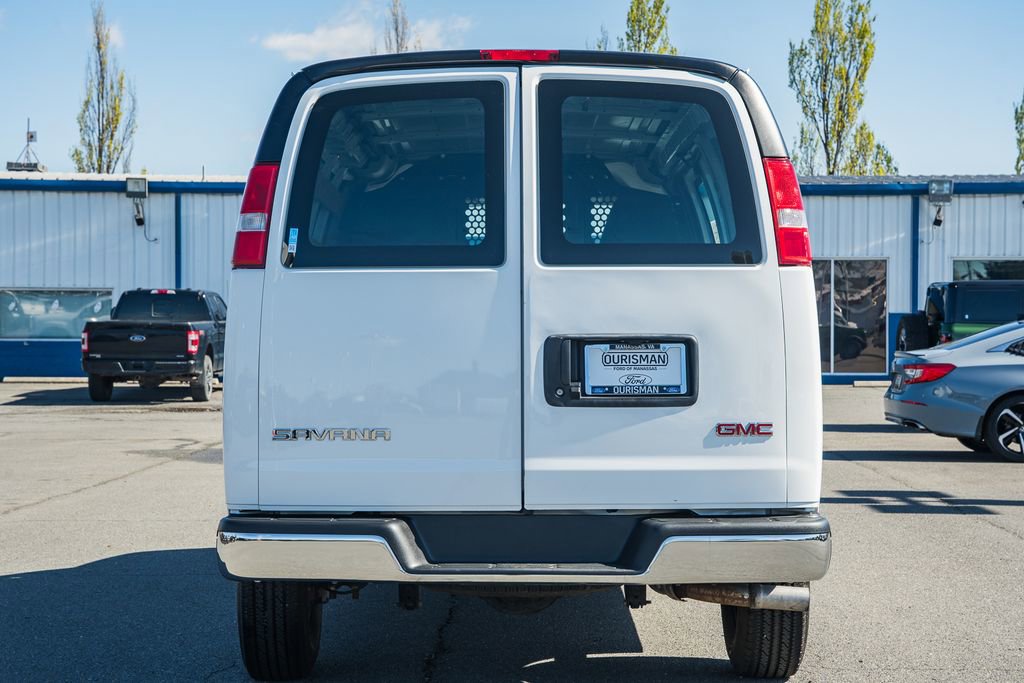 Used 2024 GMC Savana 2500 w/ Driver Convenience Package RWD image 6
