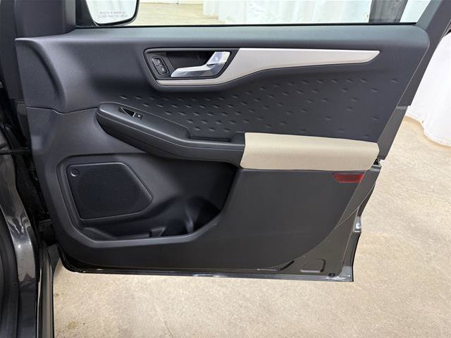 Certified 2020 Ford Escape SE AWD/4WD image 32