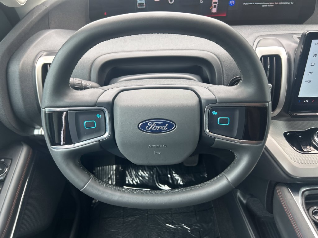 Certified 2025 Ford Expedition Active AWD/4WD image 17