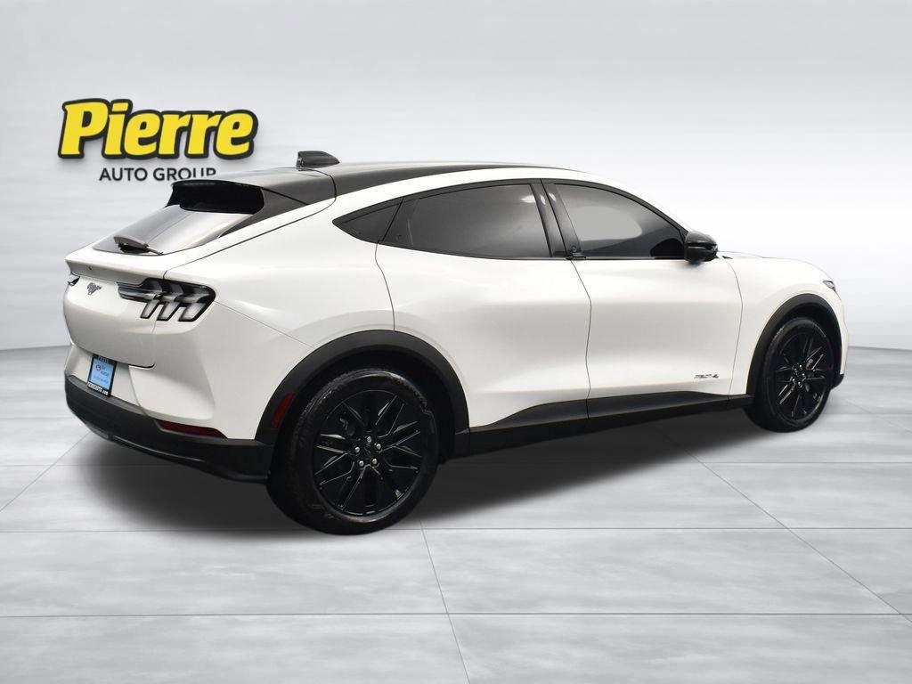 Certified 2025 Ford Mustang Mach-E Select w/ Comfort Package Lite image 5