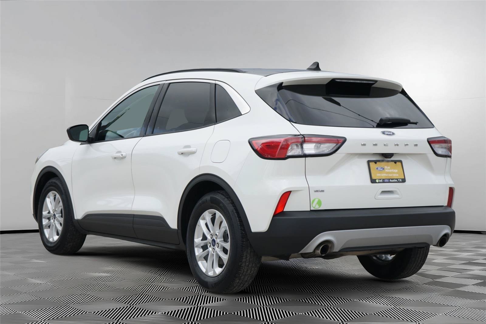 Certified 2022 Ford Escape SE w/ Convenience Package FWD image 6