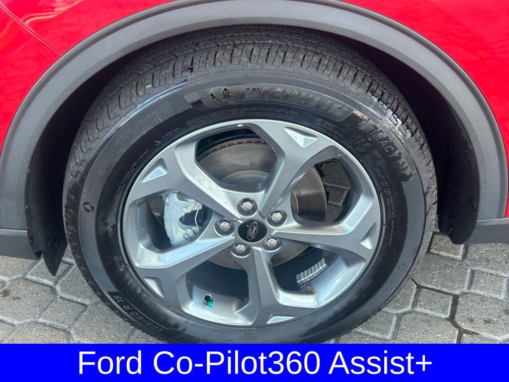 Certified 2025 Ford Escape ST-Line w/ Equipment Group 301A image 19