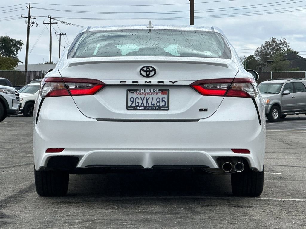 Used 2023 Toyota Camry SE w/ Convenience Package image 4