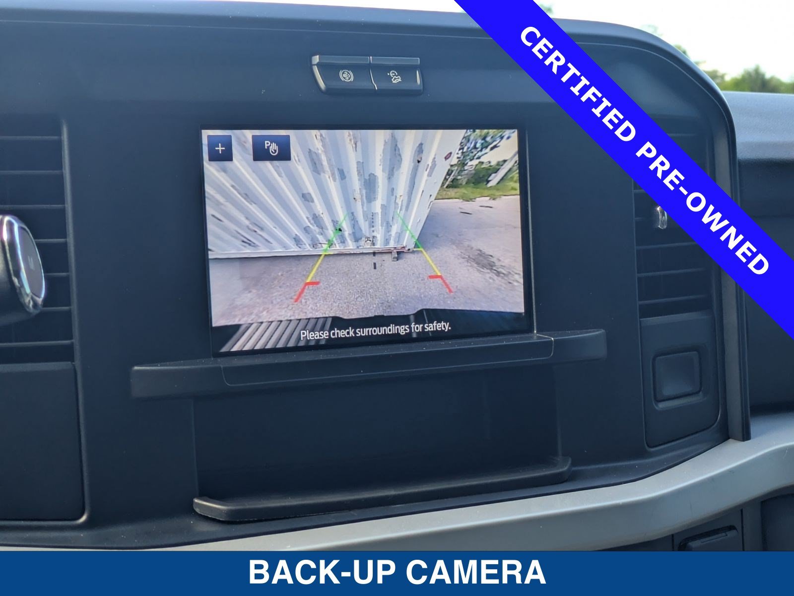 Certified 2025 Ford F250 XLT w/ FX4 Off-Road Package AWD/4WD image 31