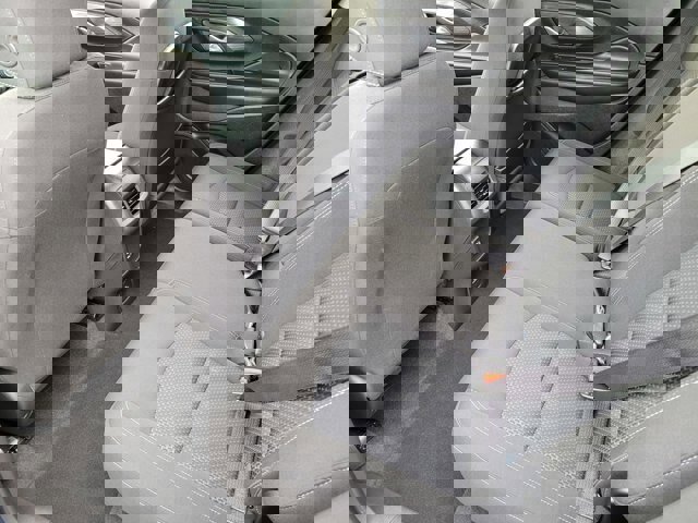 Used 2022 GMC Terrain SLE w/ Driver Convenience Package image 11