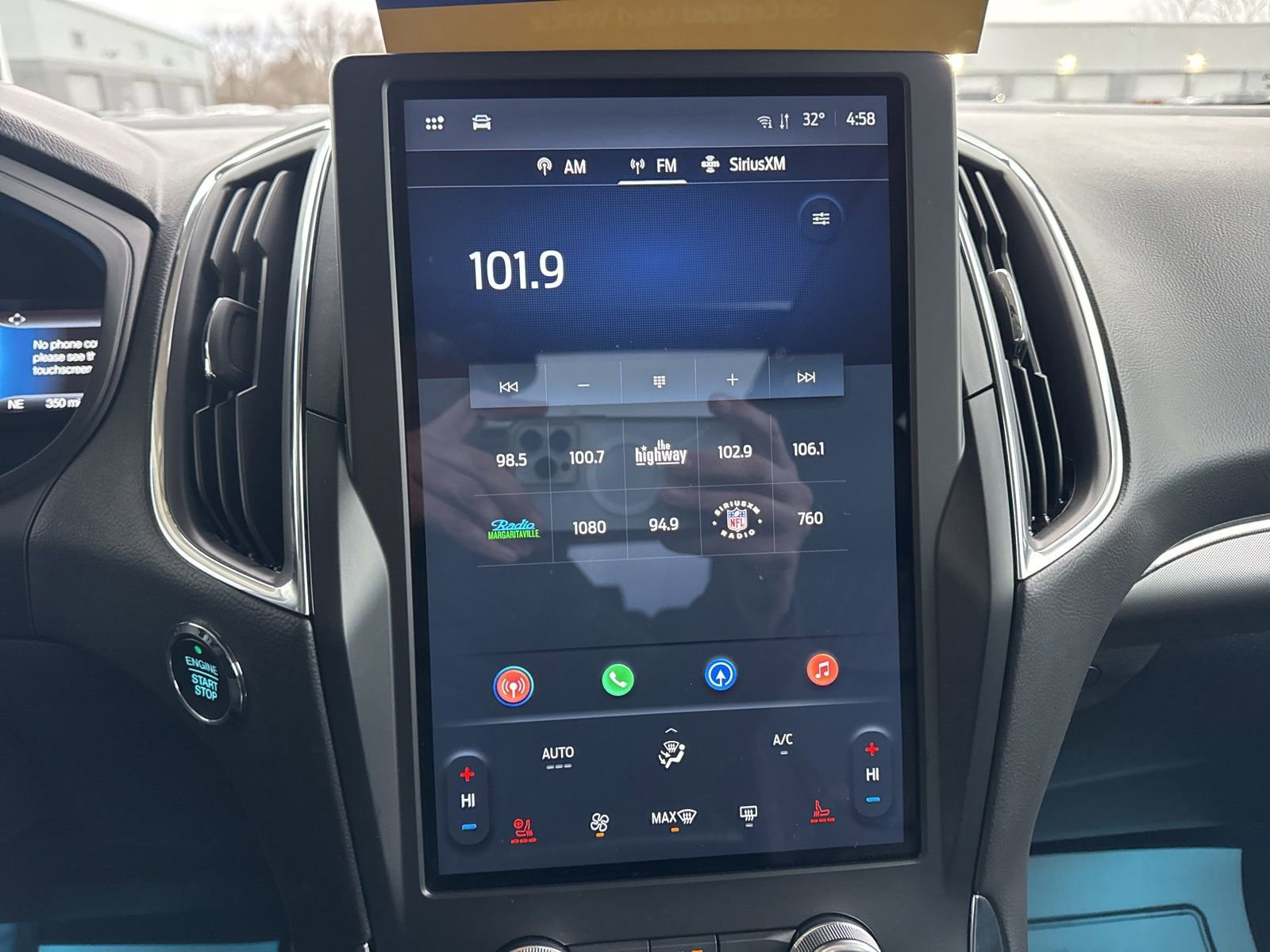 Certified 2024 Ford Edge Titanium w/ Equipment Group 301A image 33