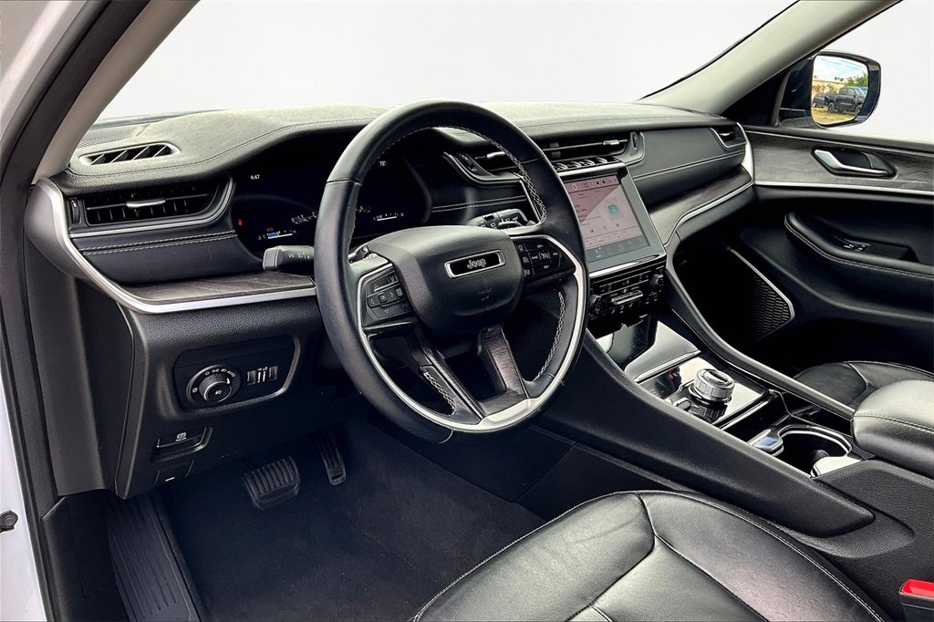 Used 2022 Jeep Grand Cherokee L Limited image 14