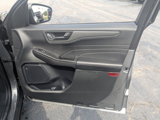 Certified 2025 Ford Escape Active w/ Cold Weather Package FWD image 32