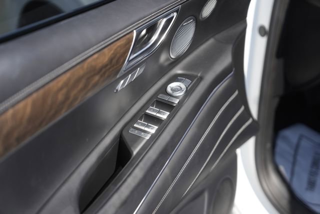 Used 2025 Genesis GV80 2.5T Prestige image 29