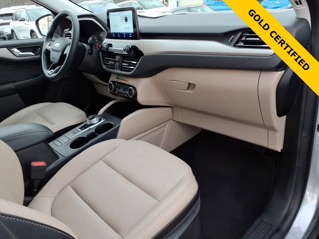Certified 2022 Ford Escape SEL image 9
