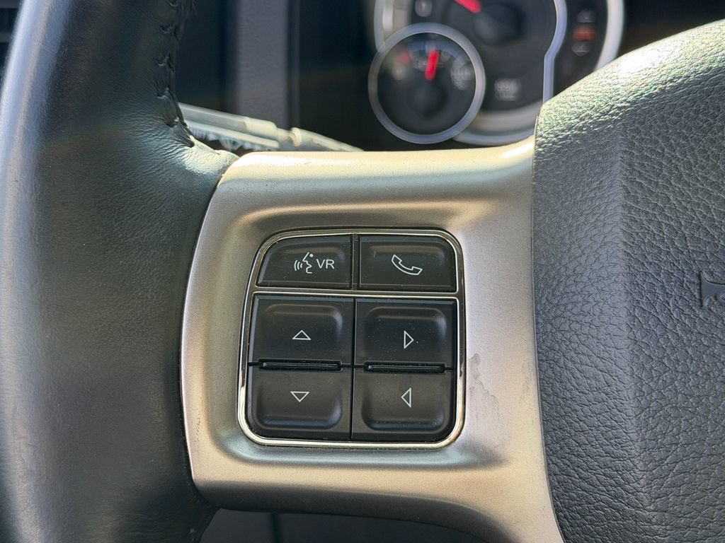 Used 2018 RAM 1500 Laramie w/ Convenience Group AWD/4WD image 27
