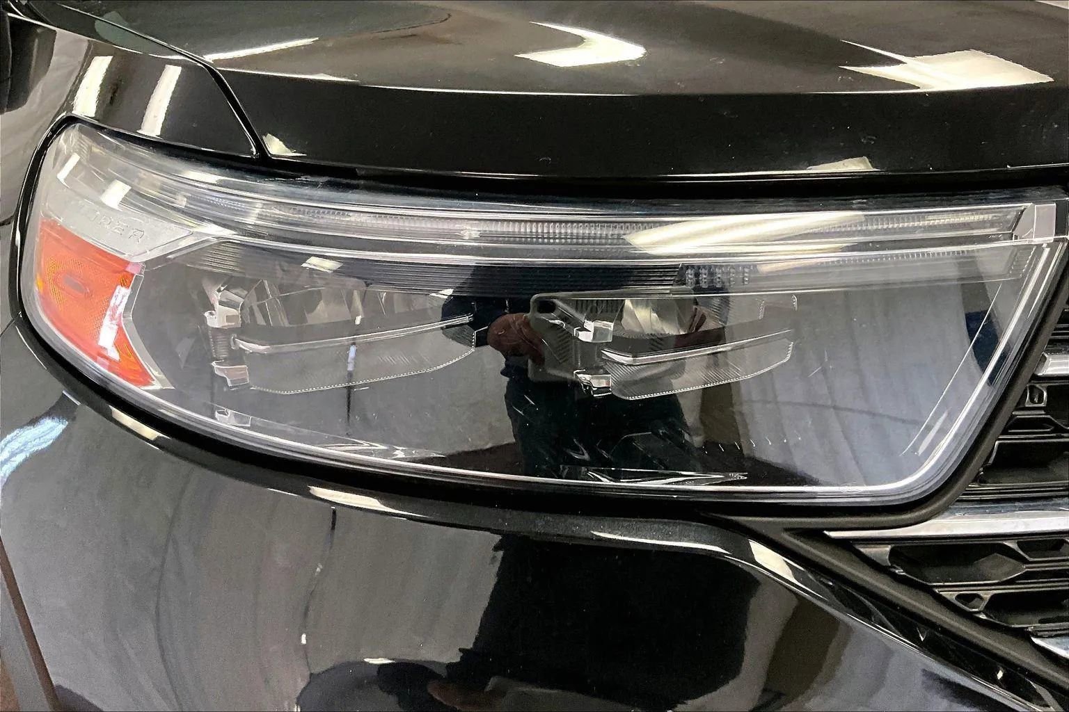 Certified 2023 Ford Explorer XLT w/ Equipment Group 202A image 28