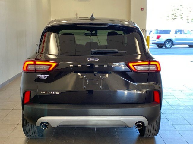 Certified 2023 Ford Escape Active AWD/4WD image 6