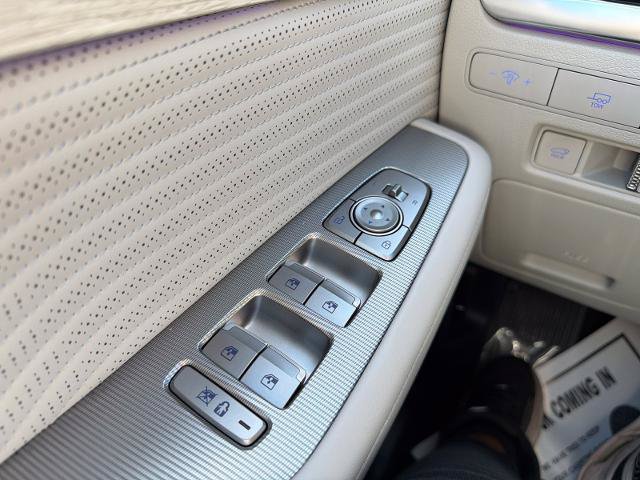 Used 2024 Hyundai Palisade Calligraphy AWD/4WD image 25
