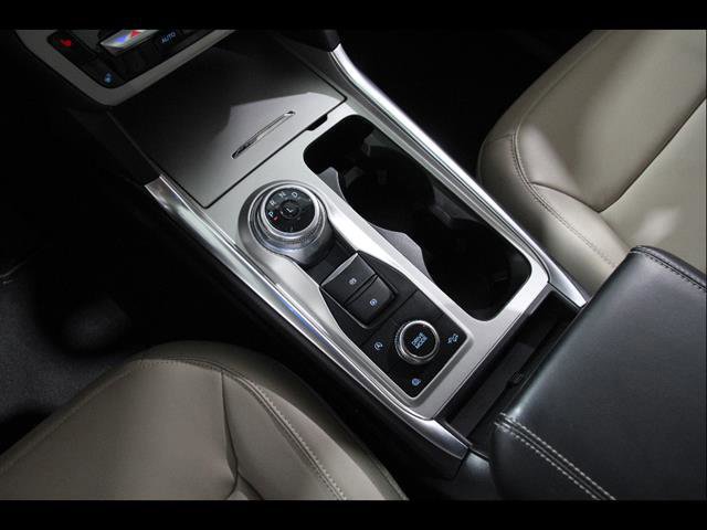 Certified 2024 Ford Explorer XLT w/ Equipment Group 202A image 16