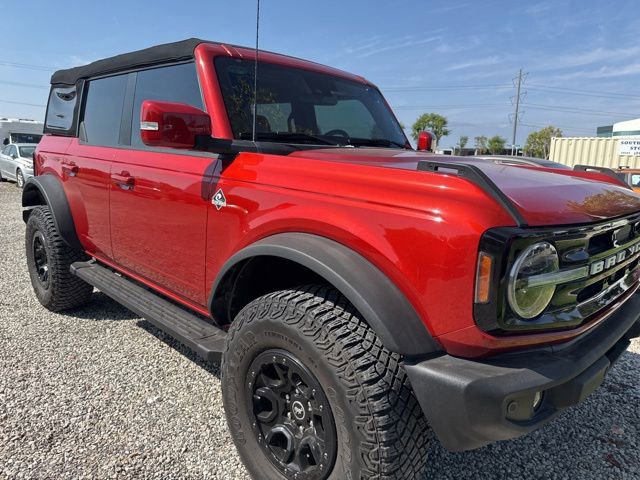 Certified 2023 Ford Bronco Outer Banks w/ Sasquatch Package AWD/4WD image 4