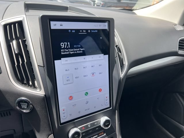Certified 2024 Ford Edge SEL w/ Convenience Package AWD/4WD image 9