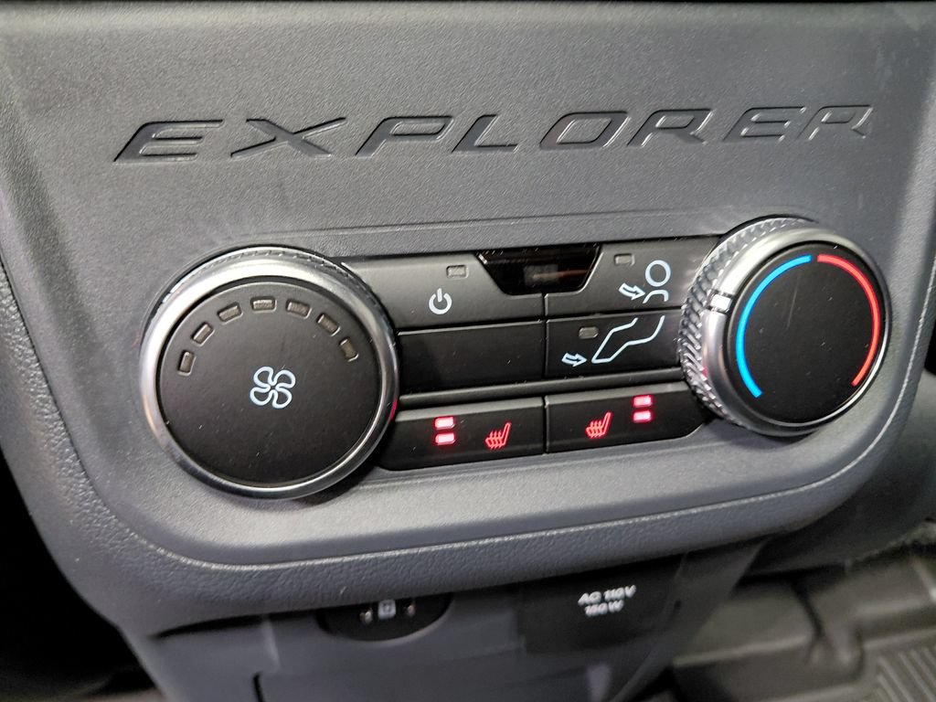 Certified 2025 Ford Explorer ST-Line w/ Premium Package AWD/4WD image 11