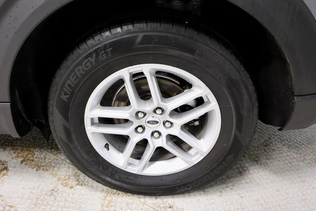 Certified 2025 Ford Explorer Active AWD/4WD image 20