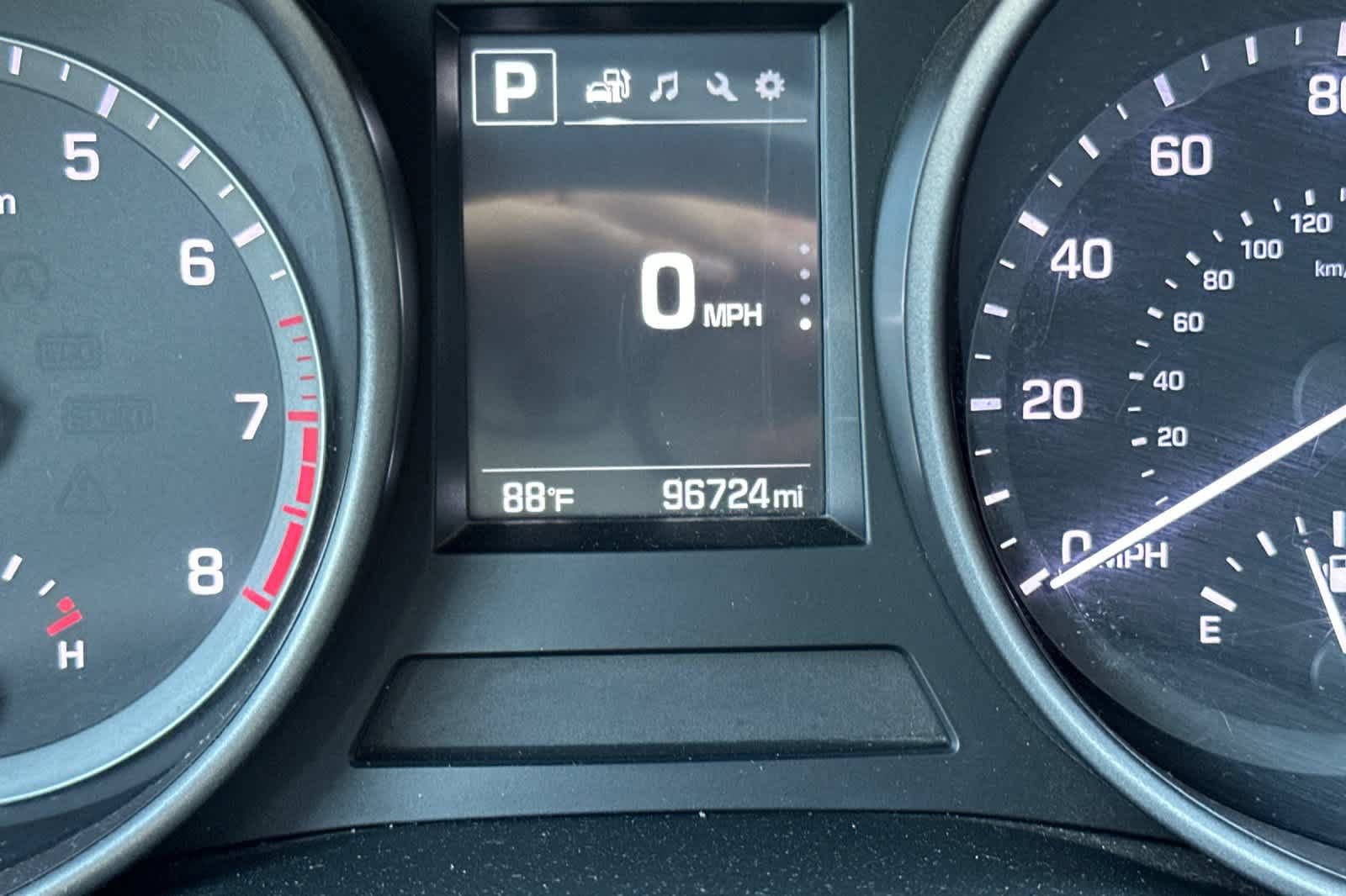 Used 2018 Hyundai Santa Fe Sport FWD image 24