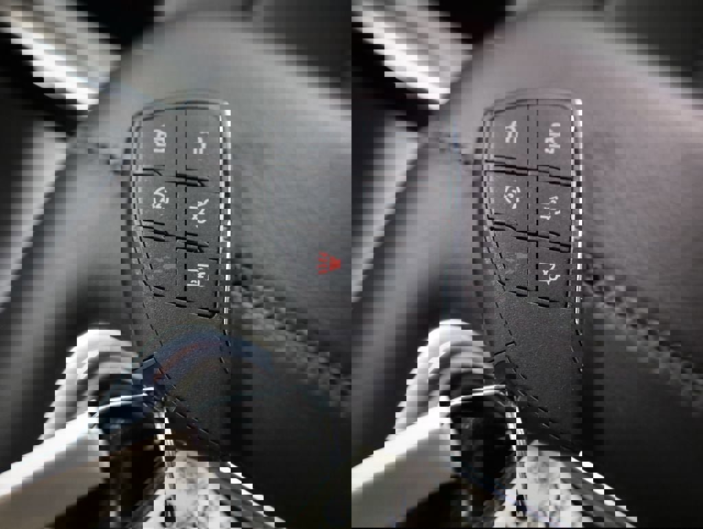 Used 2023 GMC Yukon Denali image 20