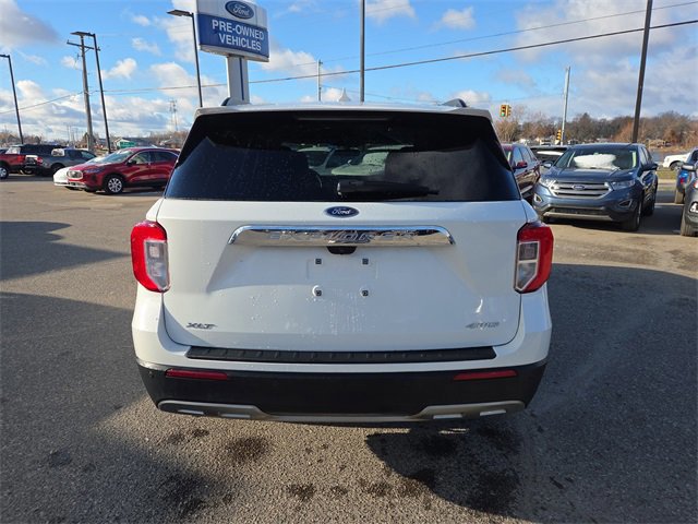 Certified 2022 Ford Explorer XLT w/ Equipment Group 202A image 6