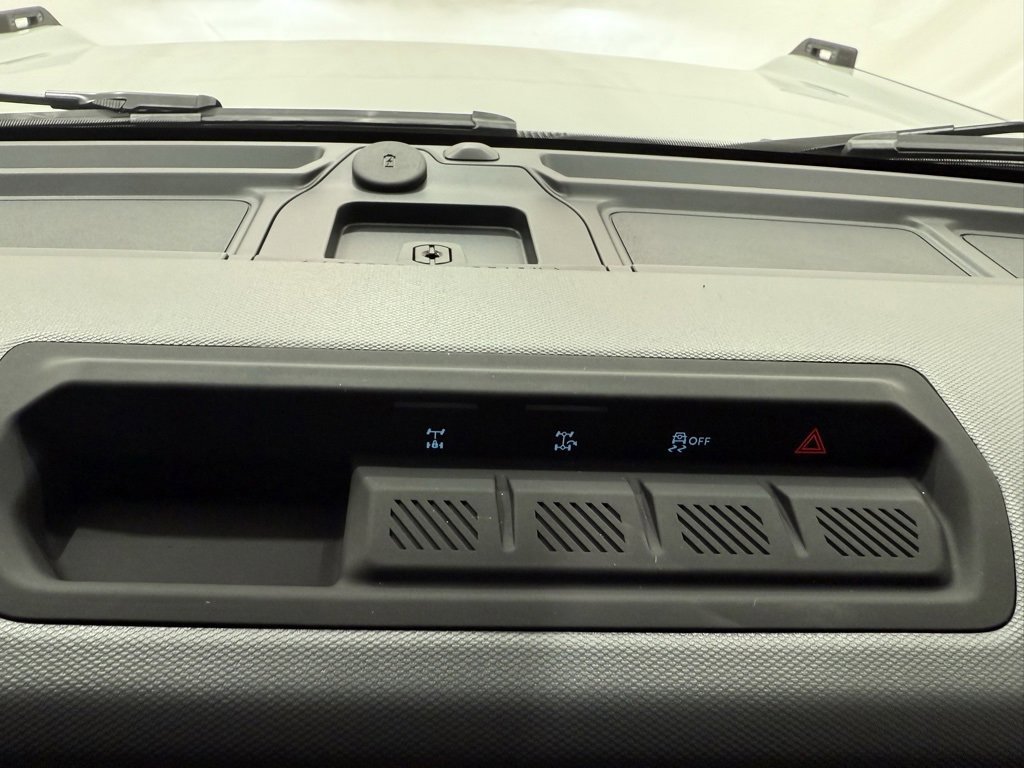 Certified 2024 Ford Bronco Black Diamond image 30