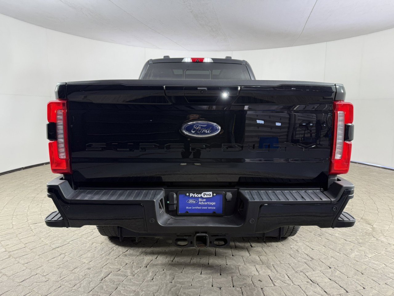 Certified 2023 Ford F250 Lariat w/ Lariat Ultimate Package AWD/4WD image 7