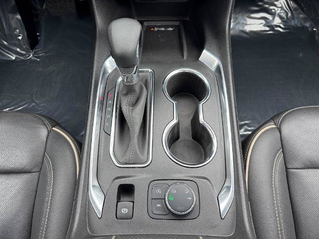 Used 2023 Chevrolet Traverse Premier w/ LPO, Floor Liner Package AWD/4WD image 18
