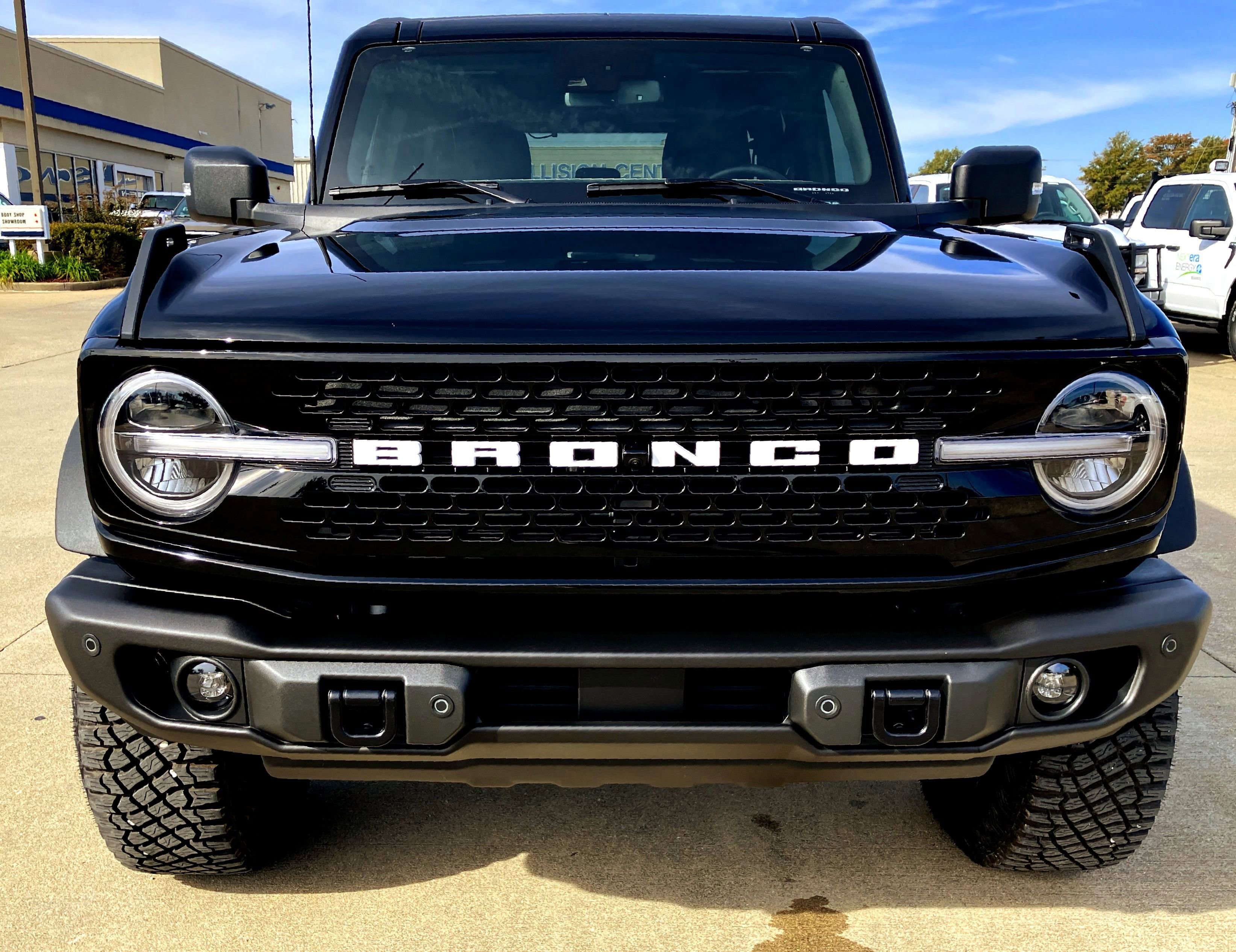 Certified 2023 Ford Bronco Wildtrak image 9